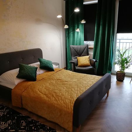 Gold Apartament Плоцк Екстериор снимка